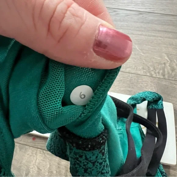 Lululemon Bra - Picture 2 of 4